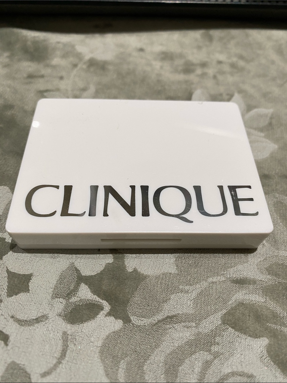 Clinique Colour Surge Eye Shadow Trio - Heather, Lilac, Seashell Pink / Fawn